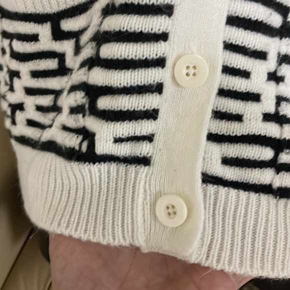 Forever 21 cardigan sweater black & white Large - Picture 7 of 8